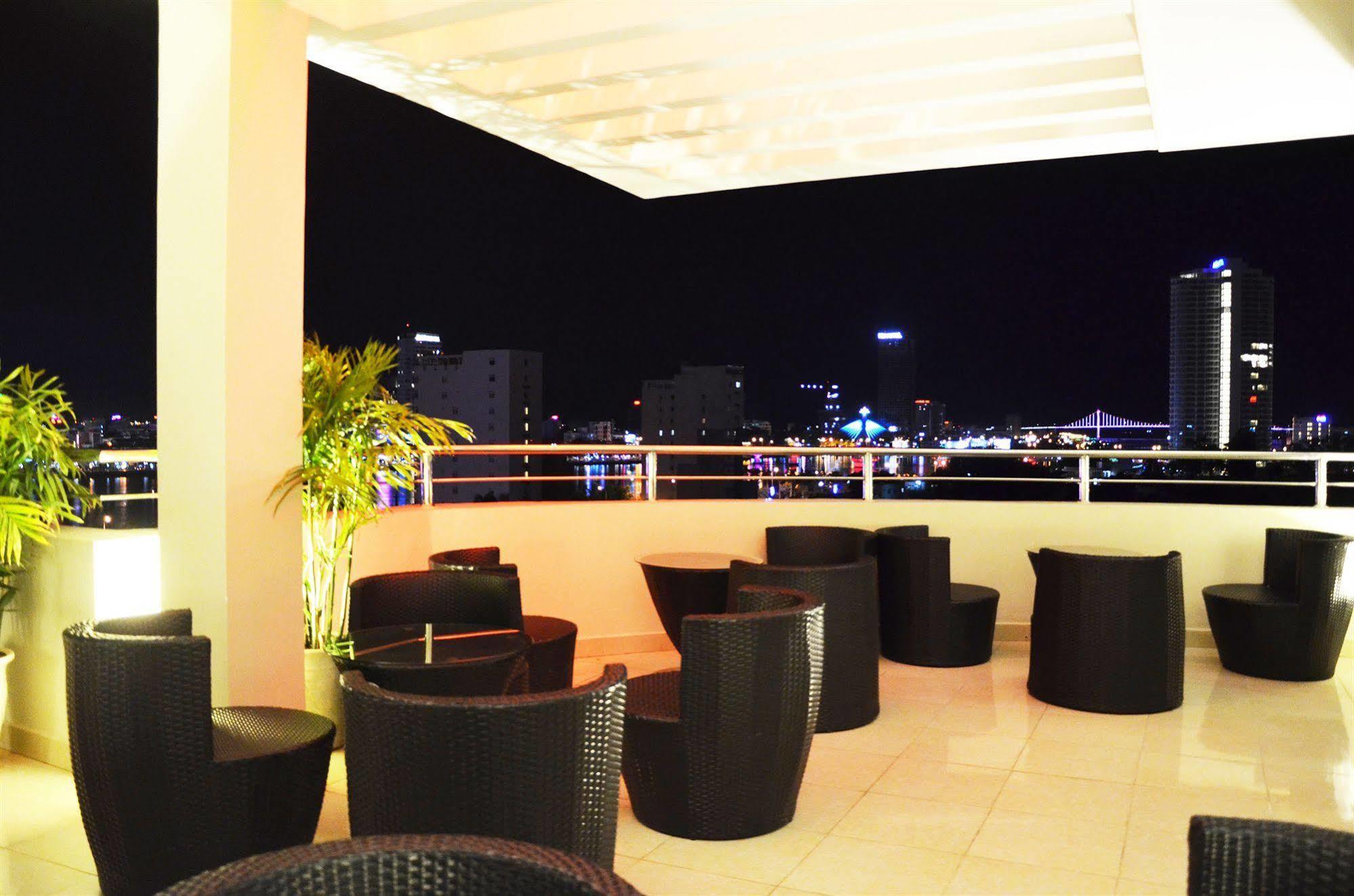 D&C Hotel Da Nang Exteriör bild