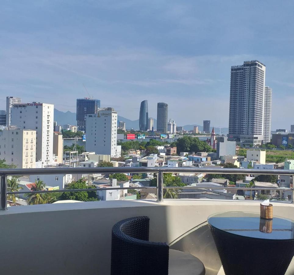 D&C Hotel Da Nang Exteriör bild
